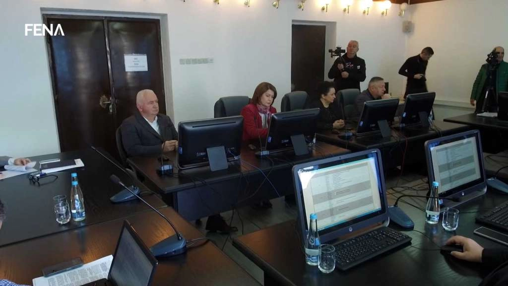 VIŠE OD 1600: Val otkaza u Središnjoj Bosni kao posljedica povećanja minimalne plaće (VIDEO)